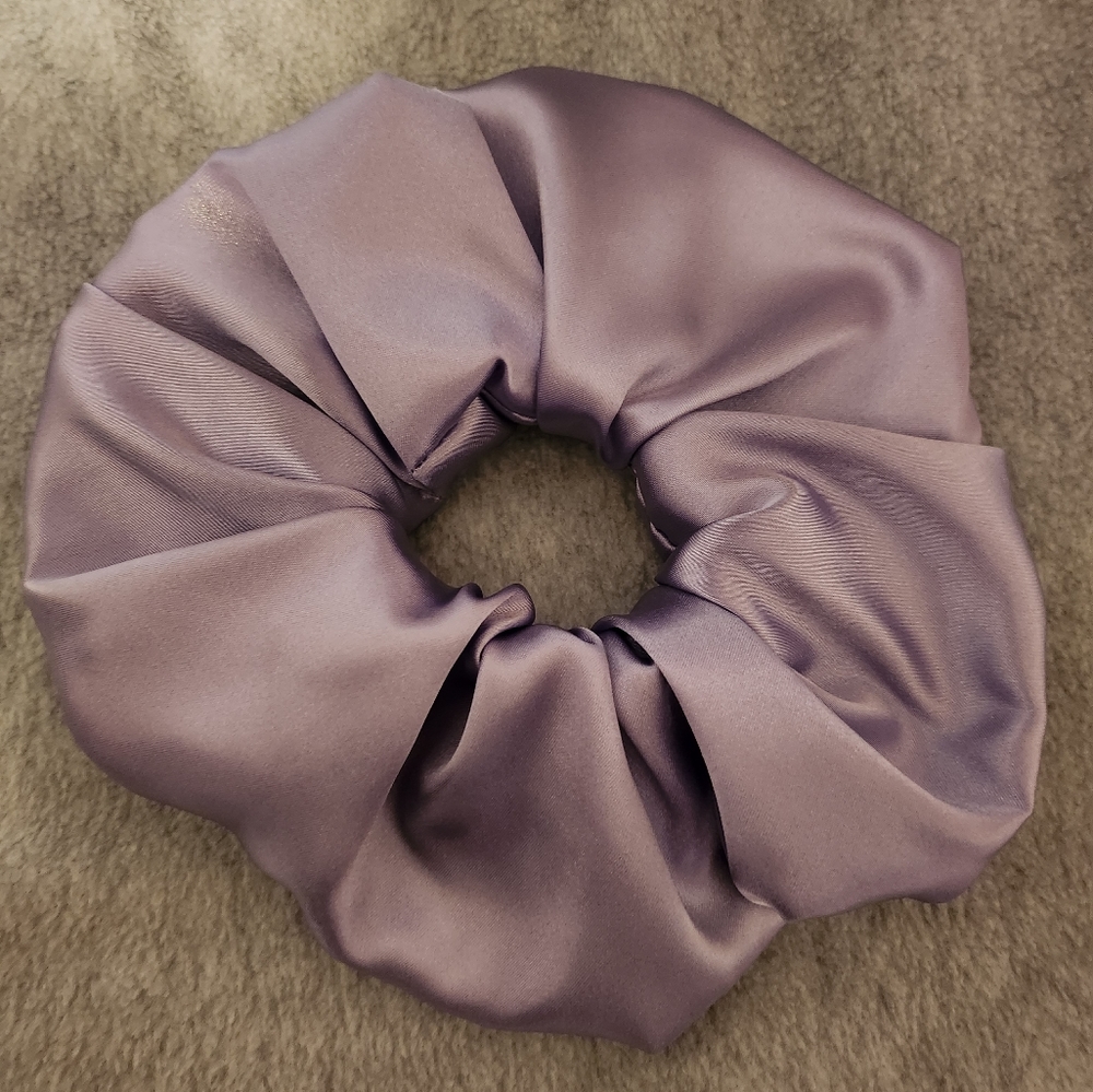 Lavendar oversized scrunchi